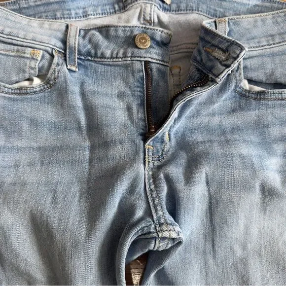 HOLLISTER Light Wash Straight Jeans Size W30 L33 - Picture 14 of 14
